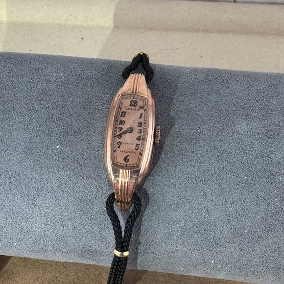 Gruen Curvex Precision Swiss Movement 17 Jewels 10 Karat Rose Gold Filled - Picture 2 of 11